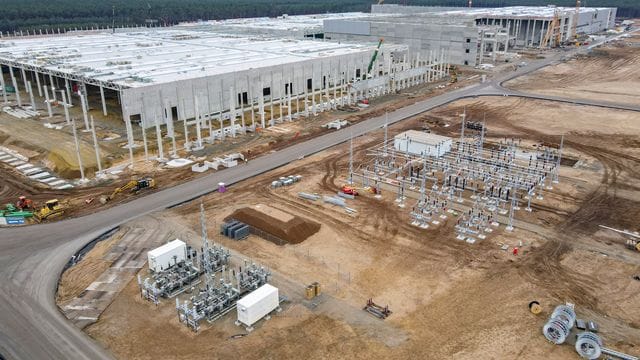 Baustelle der Tesla Giga-Factory