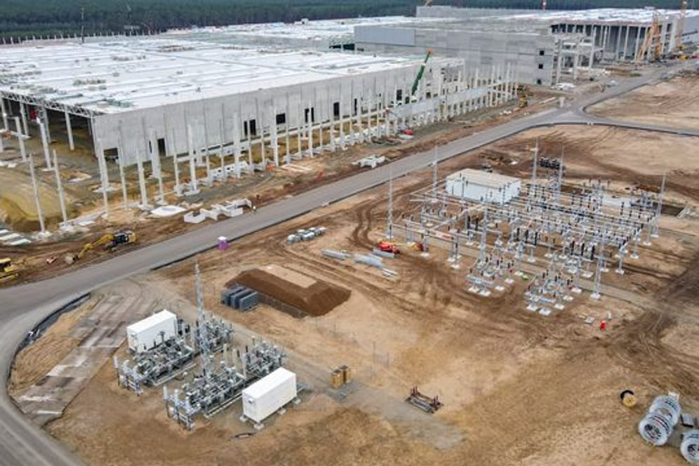 Baustelle der Tesla Giga-Factory