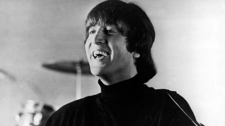John Lennon: am 8. Dezember 1980 wird der Beatles-Star in New York angeschossen – und erliegt später seinen Verletzungen.
