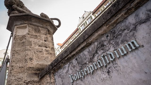 Das Polizeipräsidium in der Innenstadt der bayerischen Landeshauptstadt. Das Polizeipräsidium in der Innenstadt der bayerischen Landeshauptstadt.