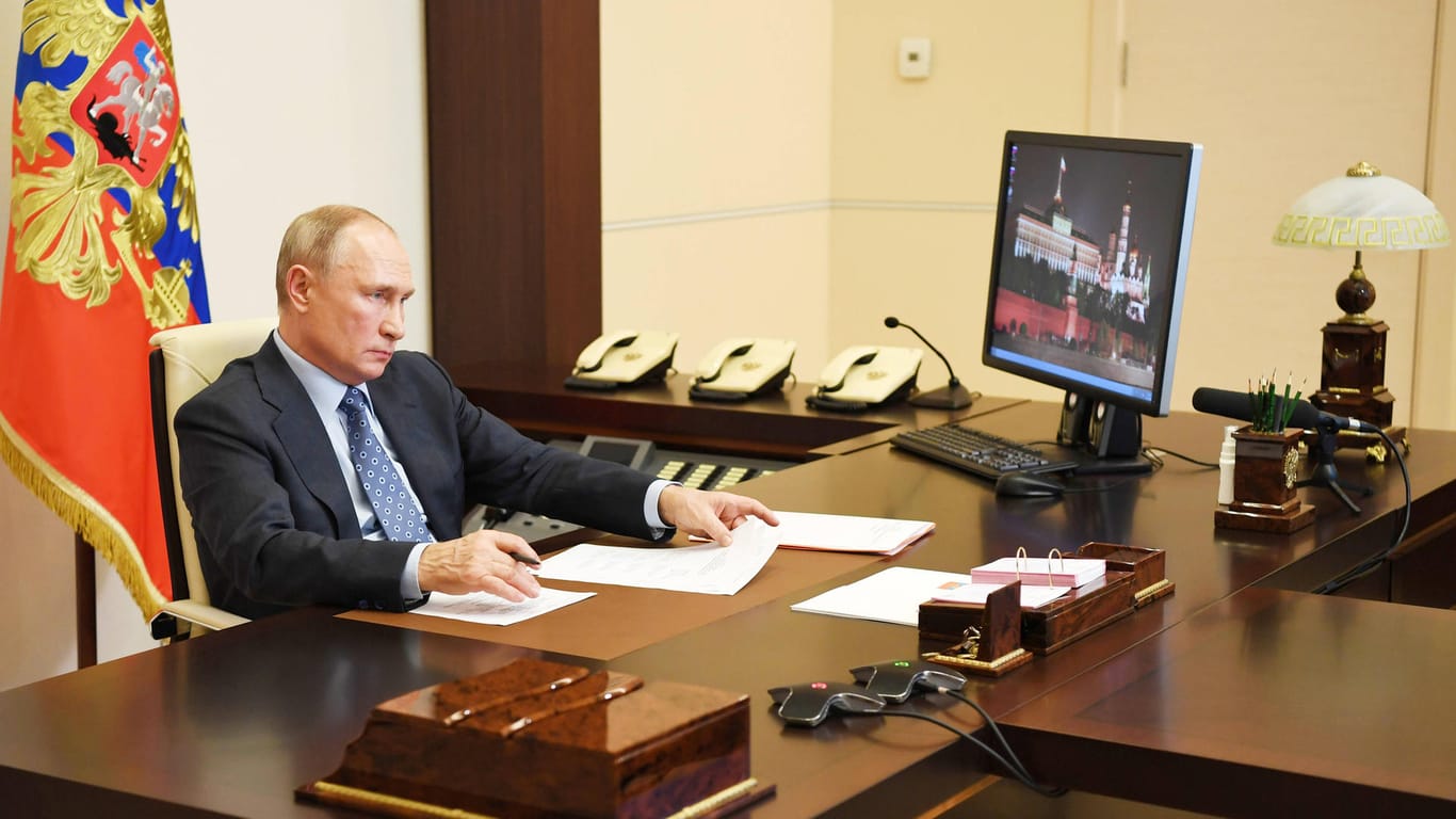 Wladimir Putin: Wo ist der russische Präsident?