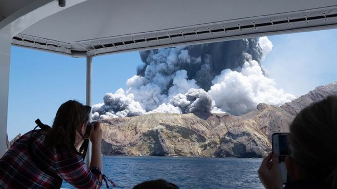 Der rauchende Vulkan auf der White Island.