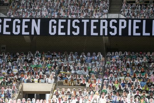 Ein (mittlerweile) gewohntes Bild in Corona-Zeiten: Geisterspiele in deutschen Fußball-Stadien.