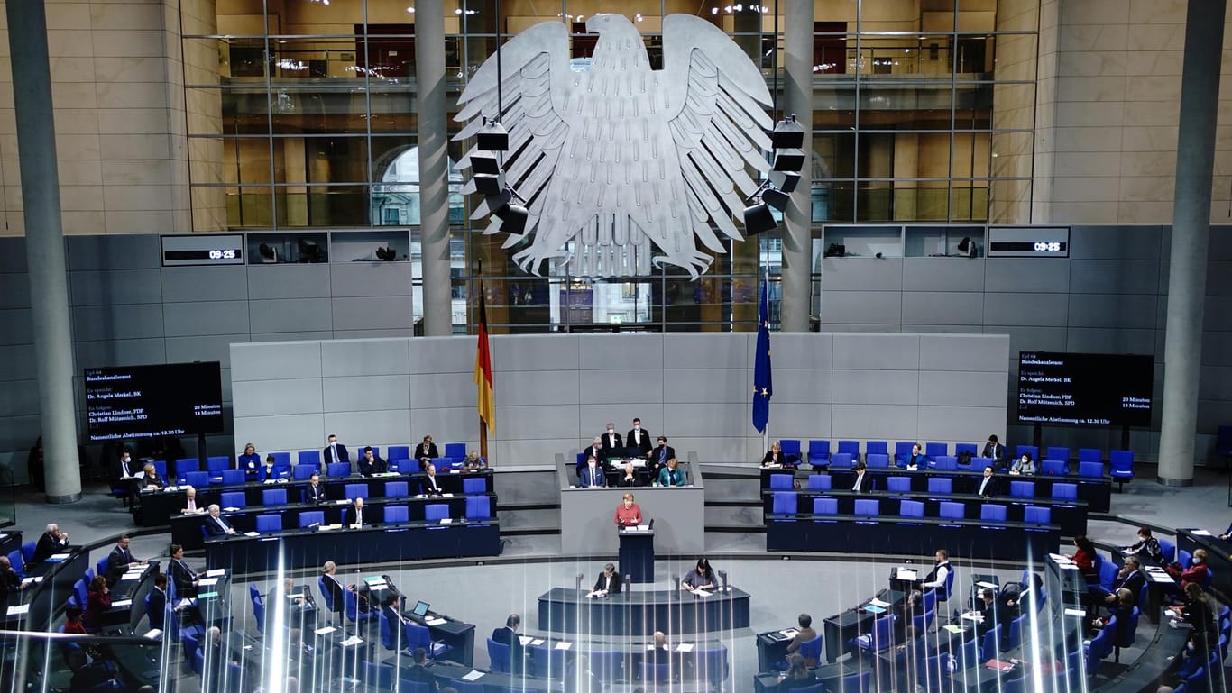 Generaldebatte im Bundestag: Am 26. September 2021 wählt Deutschland ein neues Parlament.