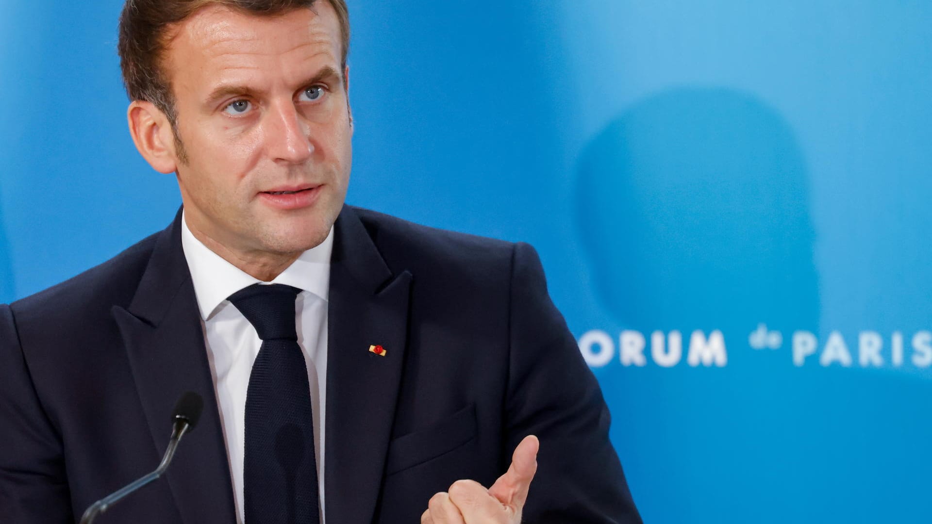 Emmanuel Macron: Frankreichs Präsident will schärfer gegen islamistische Gruppen vorgehen. Emmanuel Macron: Frankreichs Präsident will schärfer gegen islamistische Gruppen vorgehen.