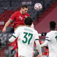 Niklas Süle (l.): Der Bayern-Verteidiger erzielte das erste Münchner Tor gegen Moskau nach einer Ecke.