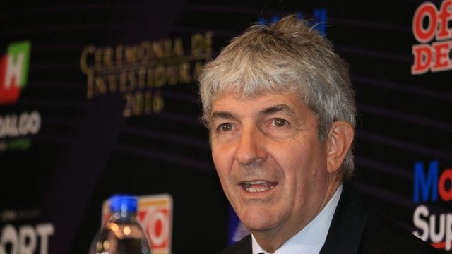 Paolo Rossi spricht 2016 auf einer Pressekonferenz.