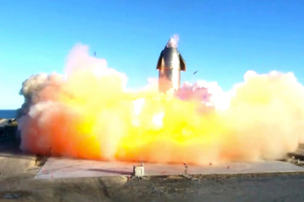 SpaceX-Rakete bei Testlandung explodiert: Elon Musk war mit dem Ergebnis des Testflugs wohl trotzdem zufrieden.