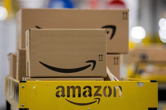 Google werde mit 100 Millionen Euro bestraft, Amazon mit 35 Millionen Euro, teilte die französische Datenschutzbehörde CNIL mit.