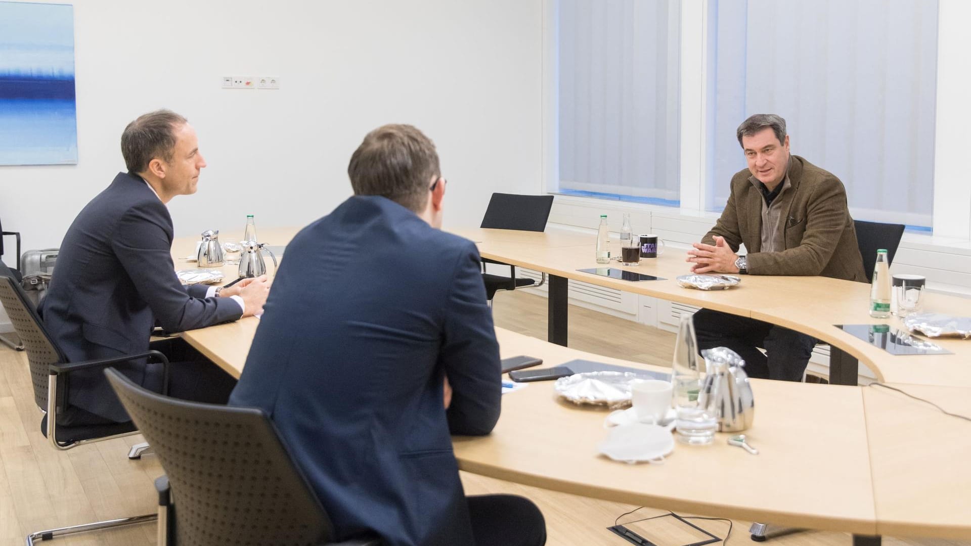 "Aktuell gehen zwei Viren durchs Land", sagt Markus Söder.