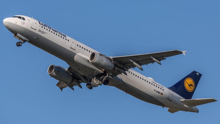 Lufthansa-Flieger (Symbolbild): Die Airline sieht einen Buchungsboom.