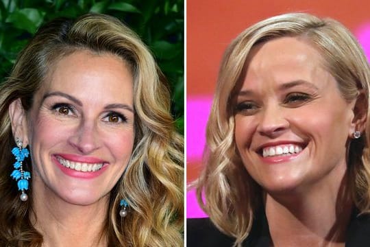 Julia Roberts (l) spielt und Reese Witherspoon produziert.