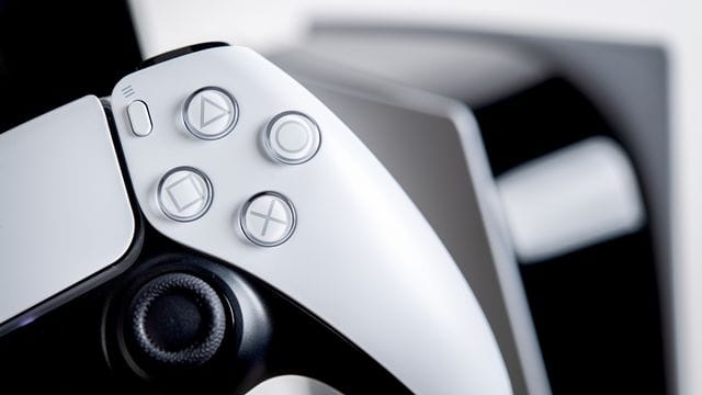 Die neue Playstation 5 ist derzeit ausverkauft. Die neue Playstation 5 ist derzeit ausverkauft.