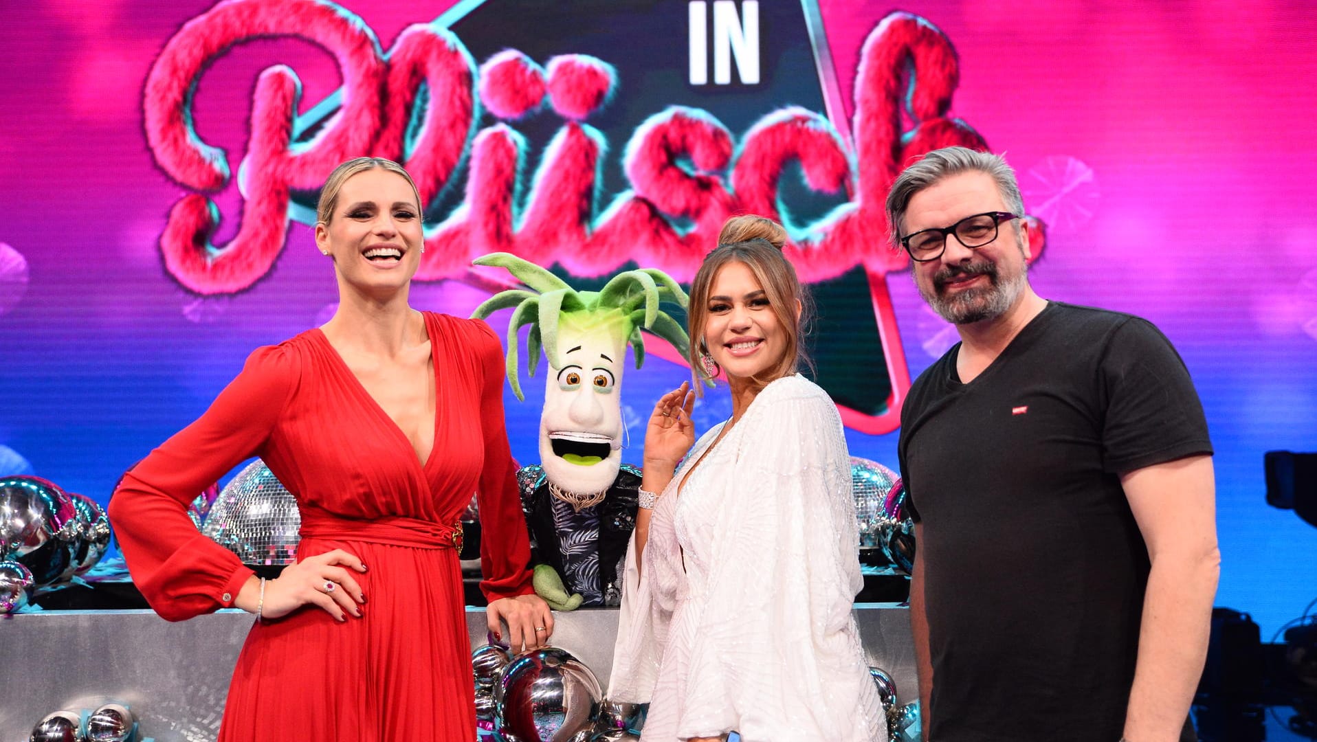 Michelle Hunziker, Jessica Paszka und Henning Wehland: Die Moderatorin posiert mit den Gewinnern von "Pretty in Plüsch".