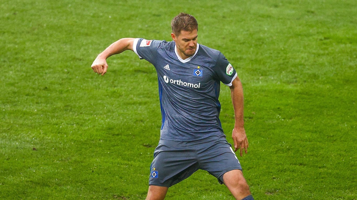Simon Terodde: Der Zweitliga-Rekordtorschütze netzt auch in Darmstadt doppelt für den HSV.