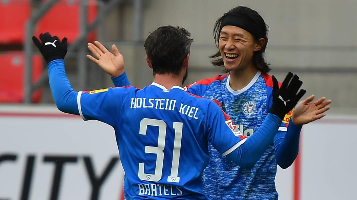 Jae Sung Lee (re.): Der Koreaner war der Matchwinner beim Kieler Auswärtssieg.