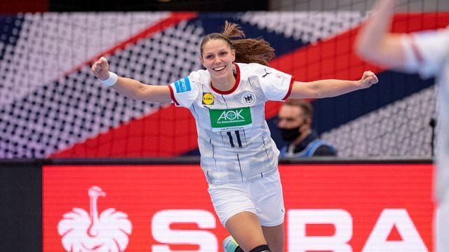 Xenia Smits bejubelt einen Treffer.