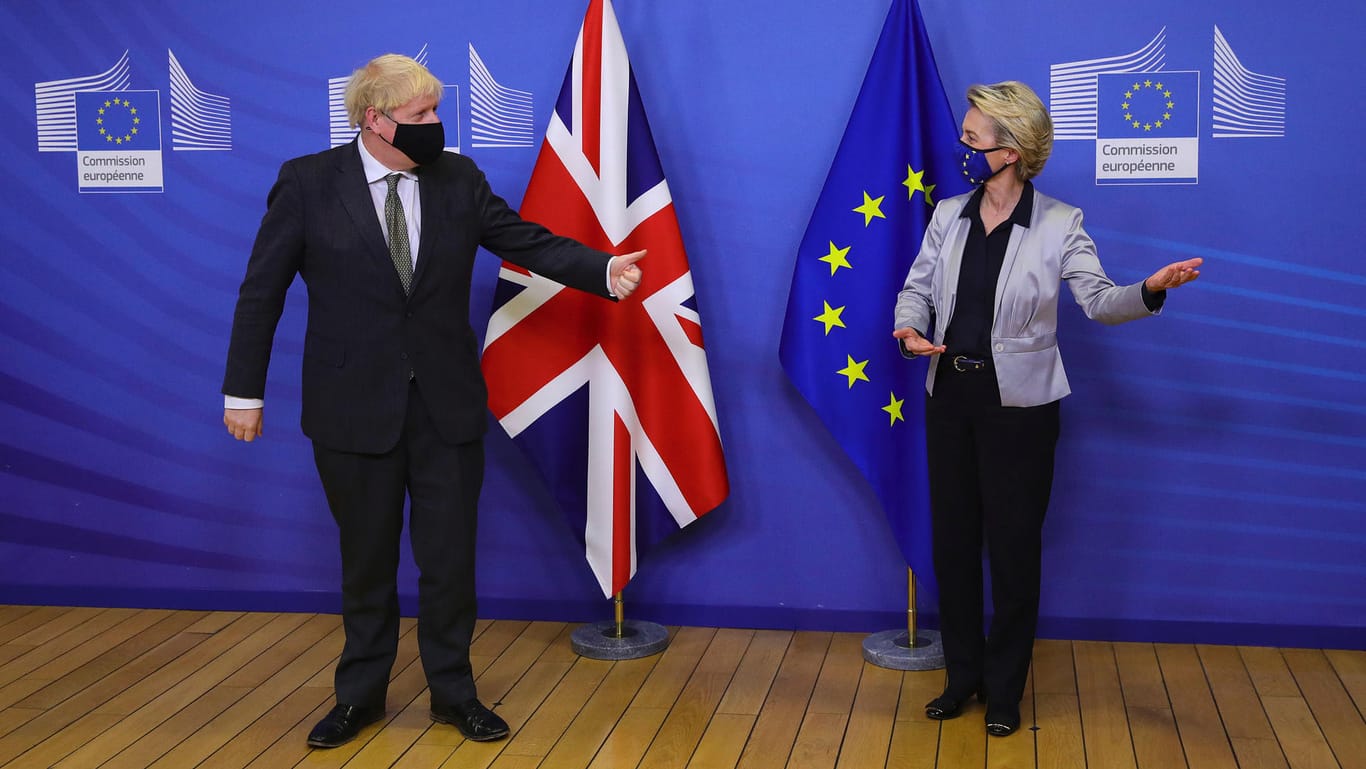 Der britische Premier Boris Johnson und EU-Kommissionschefin Ursula von der Leyen: Bis Ende des Jahres wird nun weiter verhandelt.