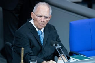Wolfgang Schäuble: Der Bundestagspräsident spricht sich für eine Rundfunk-Debatte aus.