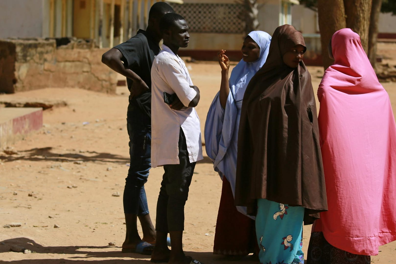 Angehörige der entführten Schüler: Mehr als 330 Jungen sind im Norden Nigerias verschleppt worden.