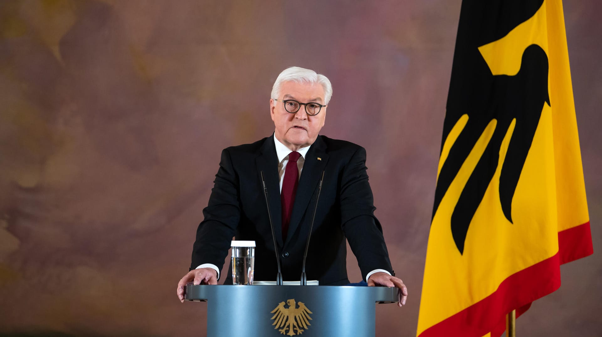 Frank-Walter Steinmeier: Der Bundespräsident erklärte, es sei jetzt das oberste Ziel, die Infektionszahlen zu senken.