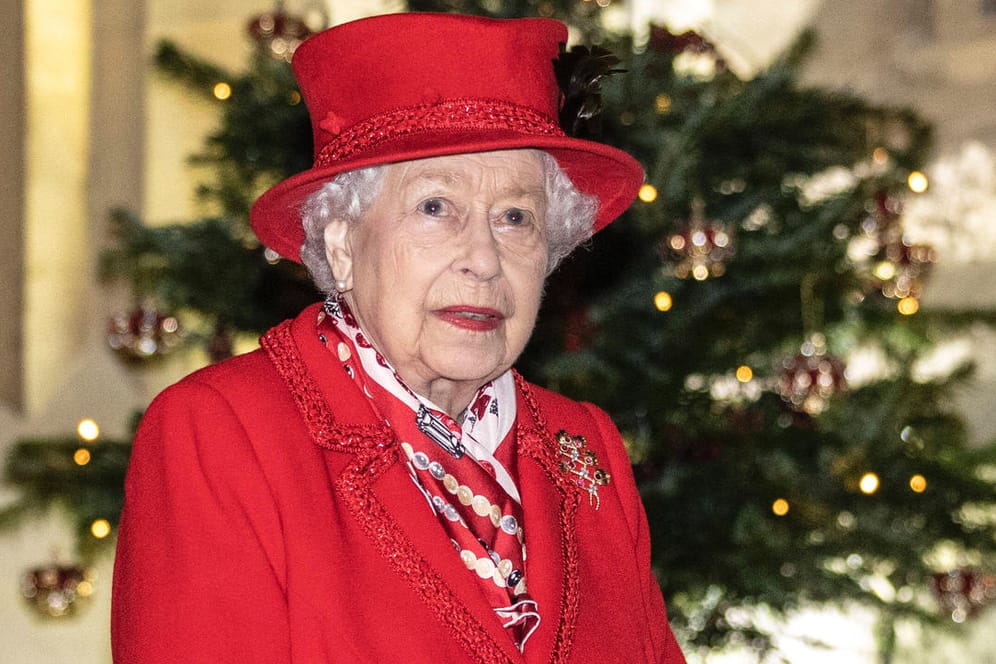 Queen Elizabeth II.: Ihre traditionelle Weihnachtsrede wird in diesem Jahr offenbar später als gewohnt aufgezeichnet.