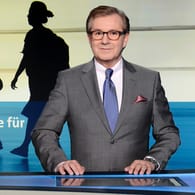 Jan Hofer: Der Nachrichtensprecher beendet seine TV-Karriere.