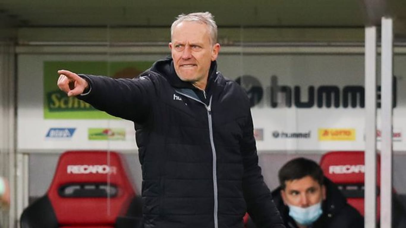 Warnt vor "wütenden" Schalkern: Freiburg-Coach Christian Streich.