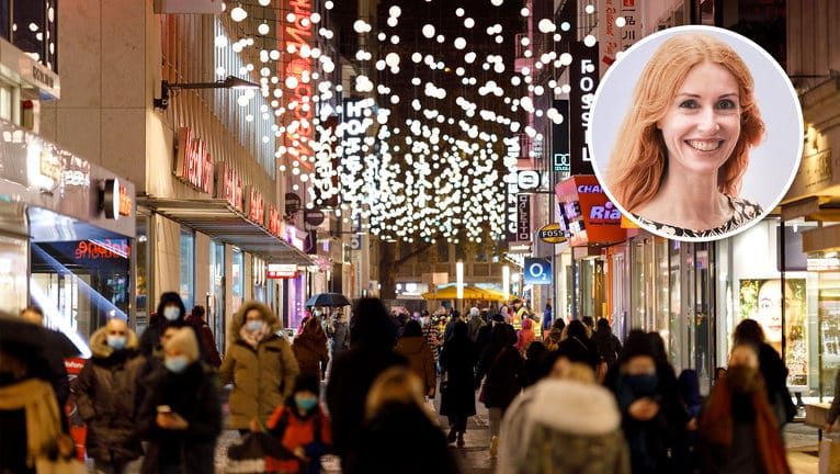 Passanten zur Weihnachtszeit: Trotz Lockdown freuen sich die meisten auf die Weihnachtstage.