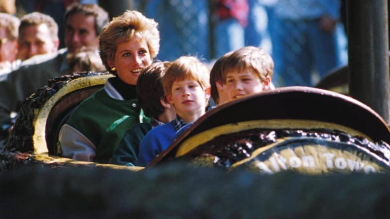 Prinzessin Diana 1994 mit ihren beiden Söhnen Harry und William: Sie wäre 2021 60 Jahre alt geworden.