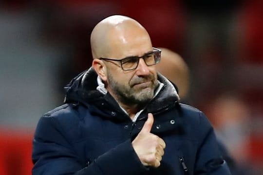 Ist mit Bayer Leverkusen obenauf in der Fußball-Bundesliga: Trainer Peter Bosz.