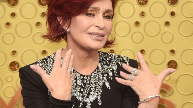 Sharon Osbourne ist mit dem Coronavirus infiziert.