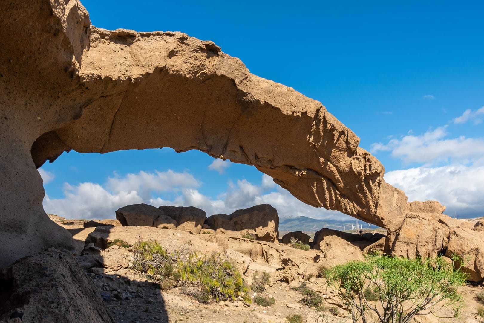 Teneriffa: Der Steinbogen von San Miguel de Tajao ist eine der Sehenswürdigkeiten auf der Insel.