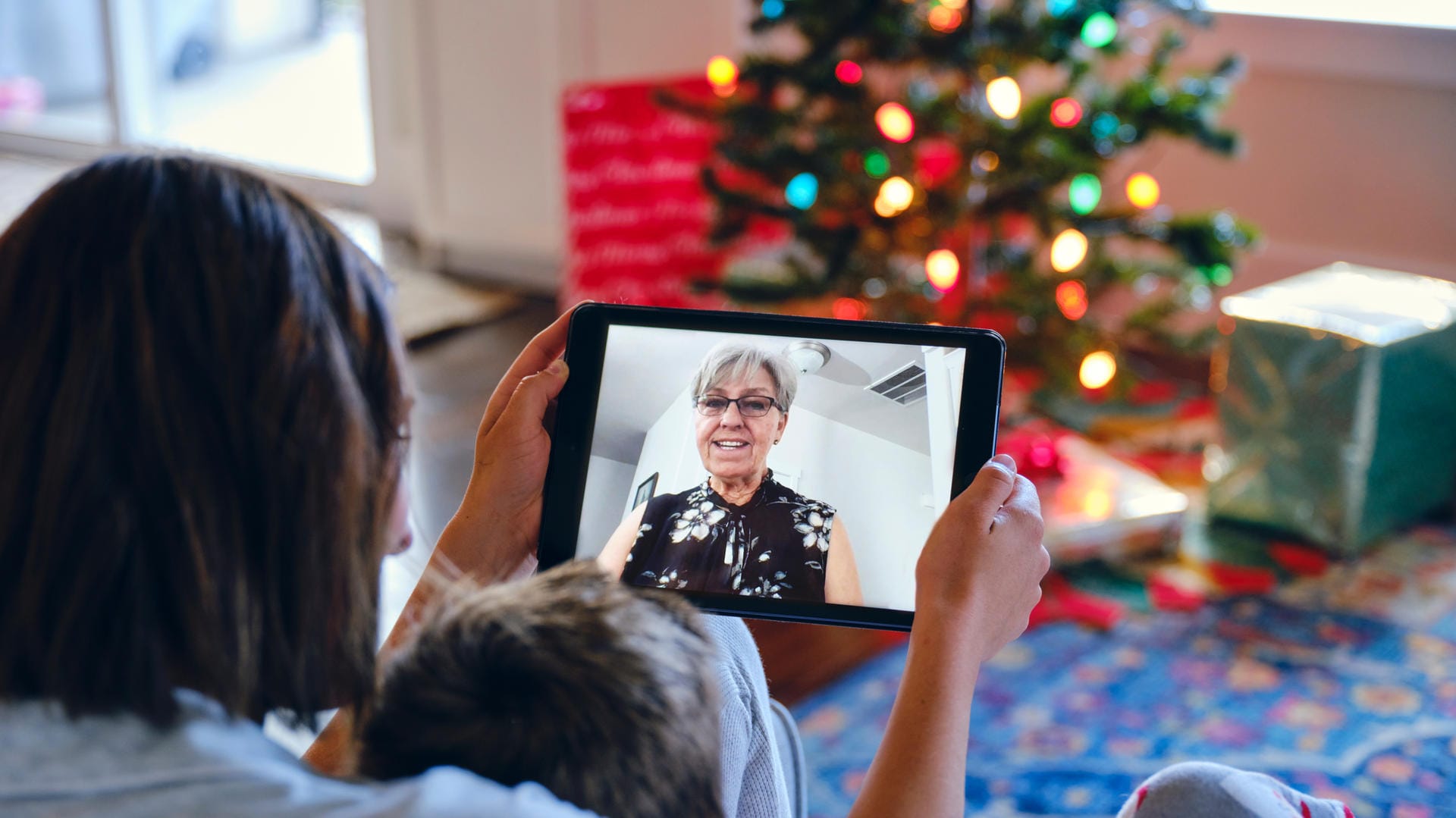 Familie: Alternativ kann Kontakt über Videocalls gehalten werden. (Symbolbild)