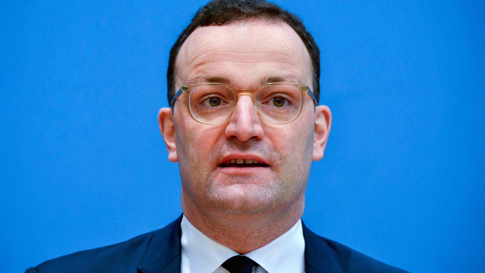 Gesundheitsminister Jens Spahn: Die Impfungen könnten schon an Weihnachten oder einen Tag danach beginnen.