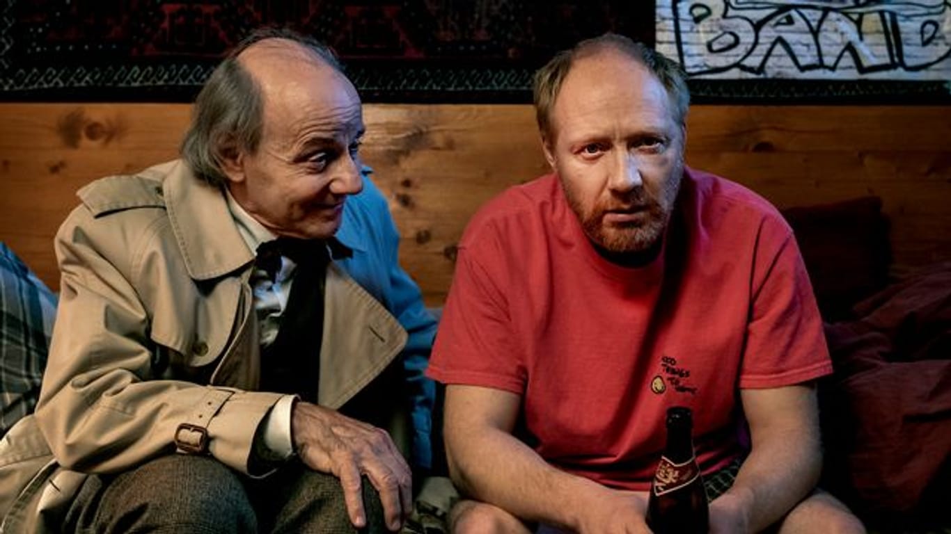 Egon (Nikolaus Paryla, l) und Franz (Simon Schwarz) in "Das Glück ist ein Vogerl".