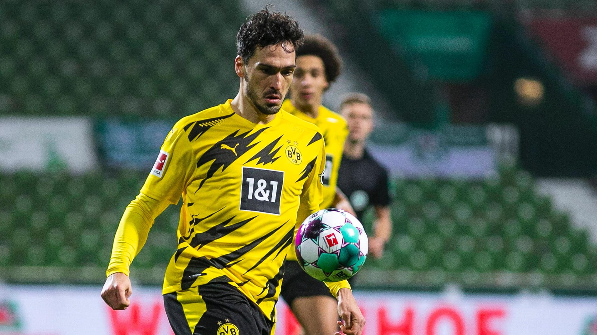 Mats Hummels: Der Dortmunder musste gegen Bremen ausgewechselt werden. Mats Hummels: Der Dortmunder musste gegen Bremen ausgewechselt werden.