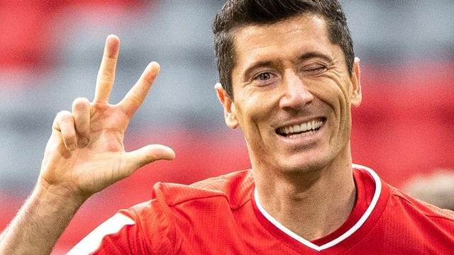 Bayern-Stürmer Robert Lewandowski könnte Weltfußballer werden.