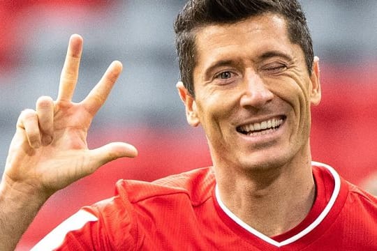 Bayern-Stürmer Robert Lewandowski könnte Weltfußballer werden.