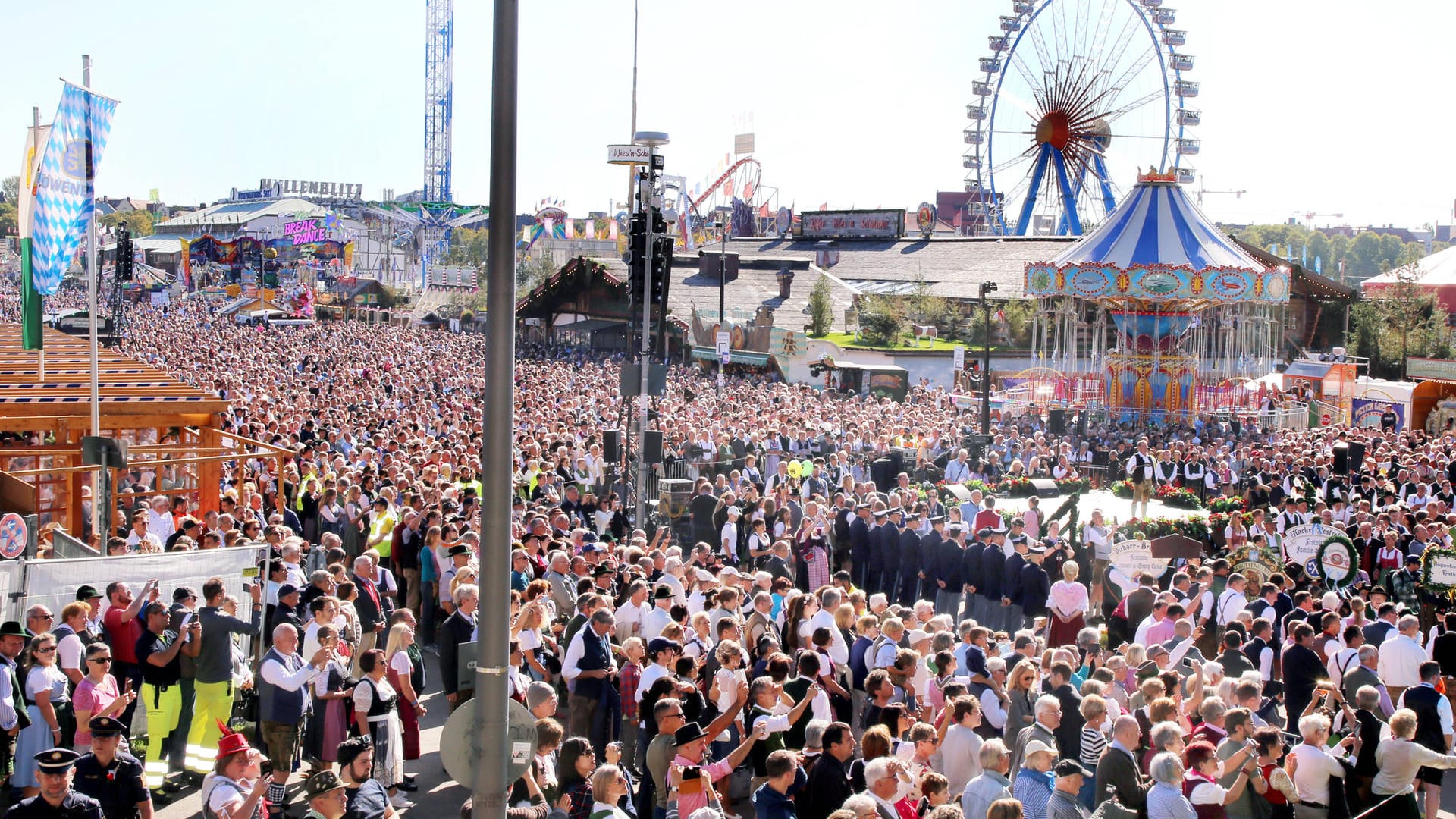 Die Wiesn in 2019: Ob das Oktoberfest in 2021 stattfinden kann, ist noch unklar. Die Wiesn in 2019: Ob das Oktoberfest in 2021 stattfinden kann, ist noch unklar.