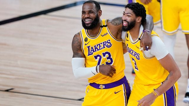 Superstars der NBA: LeBron James und Anthony Davis von den Los Angeles Lakers. Superstars der NBA: LeBron James und Anthony Davis von den Los Angeles Lakers.