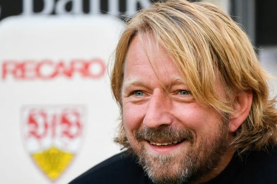 Hat beim VfB Stuttgart einen neuen Vertrag unterschriebenK Sportdirektor Sven Mislintat.