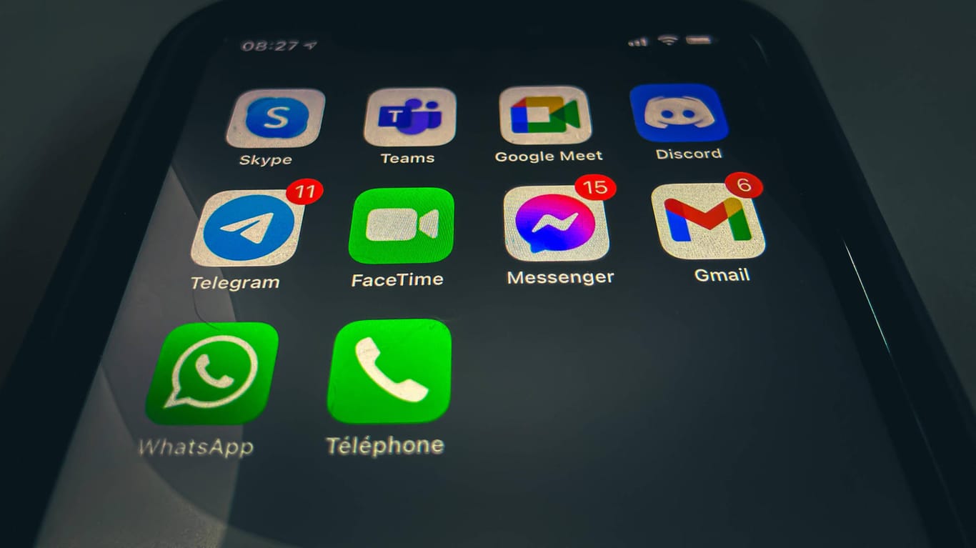 Messenger- und Social-Media-Apps: Facebook und Google sollen kurz nach der WhatsApp-Übernahme einen geheimen Deal geschlossen haben.