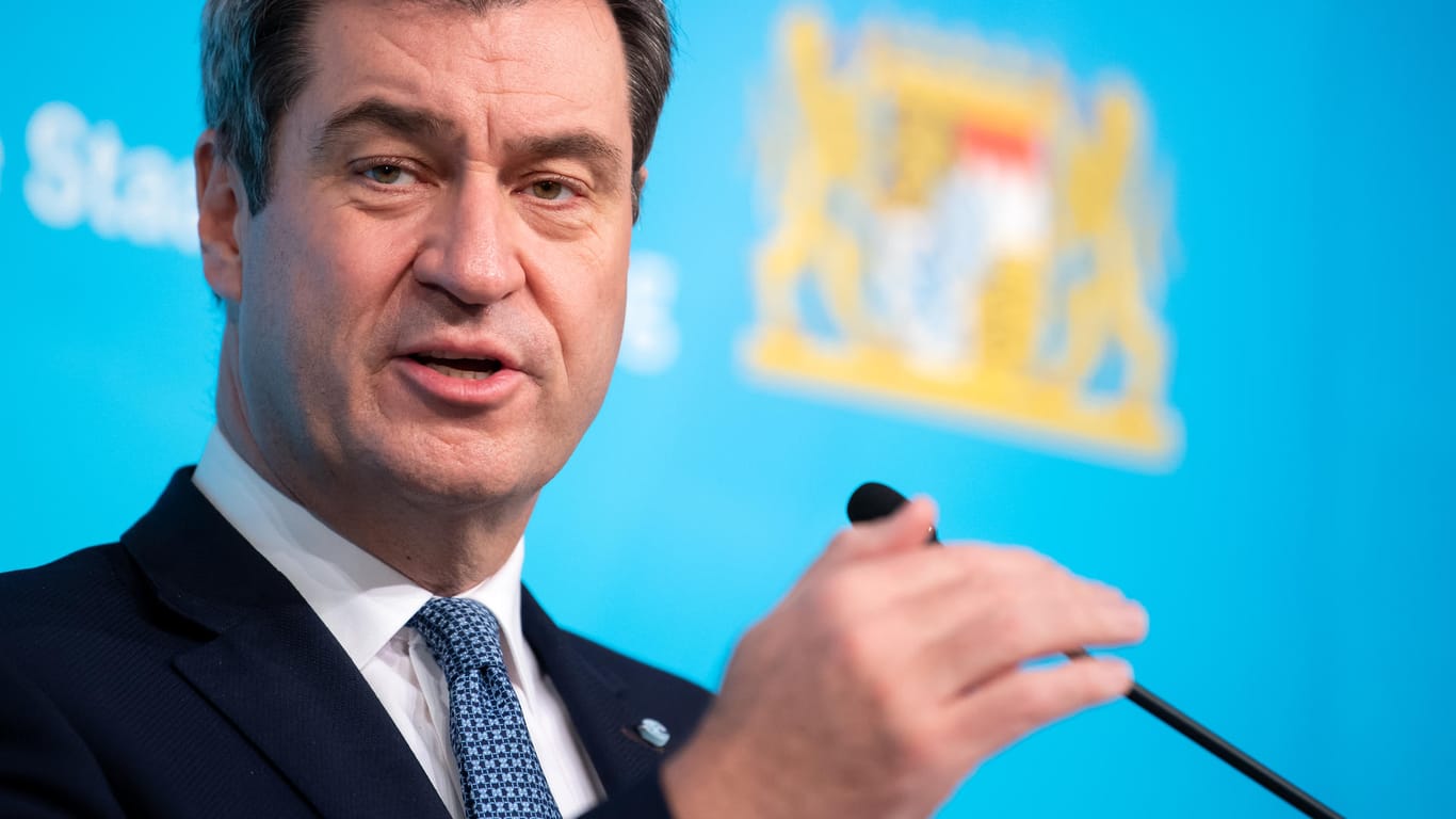 Ministerpräsident Markus Söder (CSU): In Bayern gibt es Problem mit der digitalen Lernplattform. Der Schulminister steht in der Kritik.