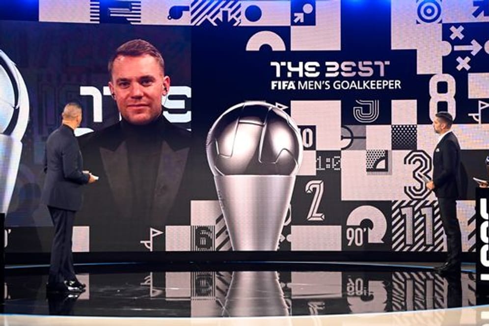 Manuel Neuer (zugeschaltet) wurde als FIFA-Welttorhüter ausgezeichnet.