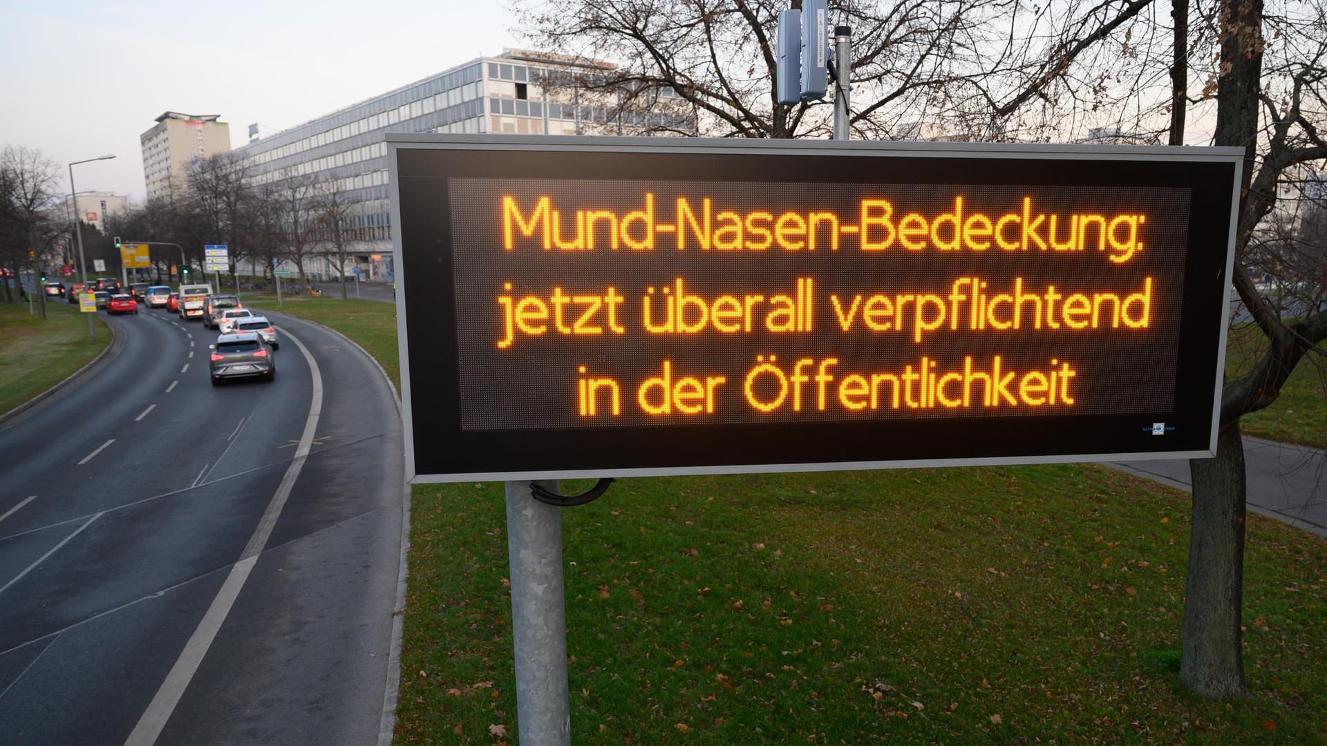 Info zur Maskenpflicht in Dresden.