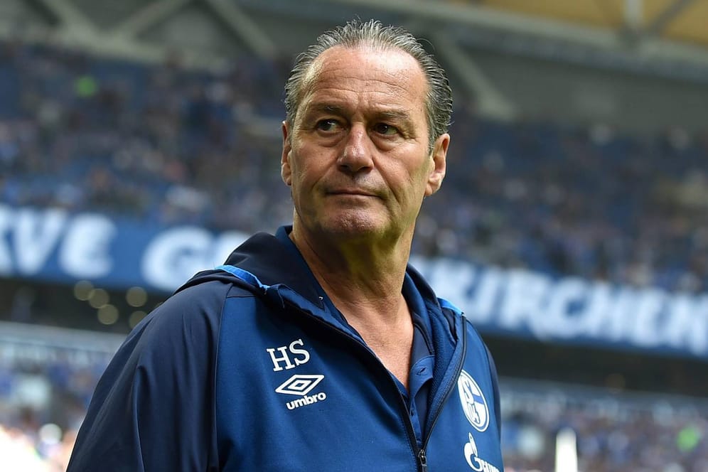 Huub Stevens: Schalkes "Jahrhunderttrainer" ist zurück an der königsblauen Seitenlinie.