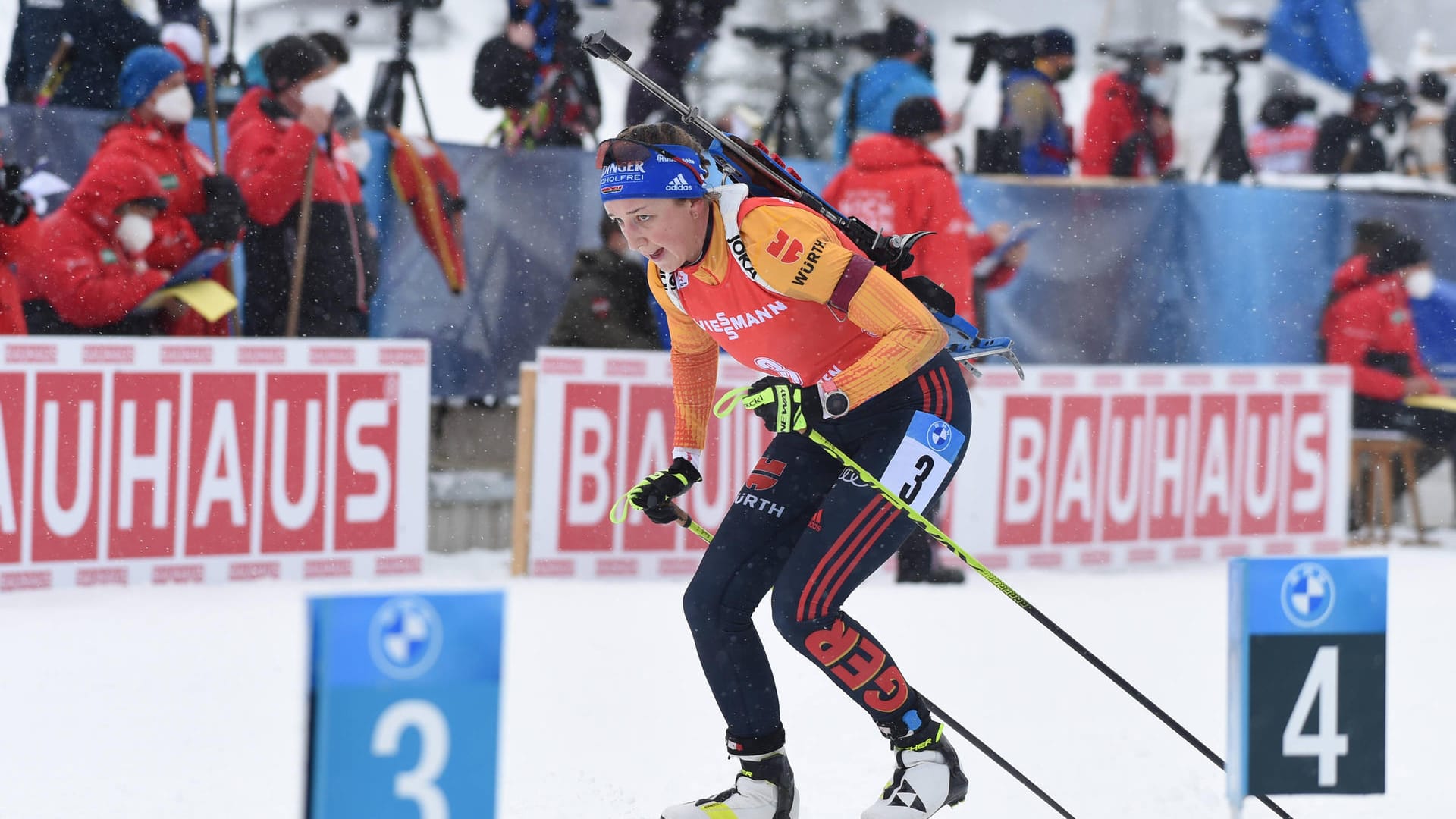 Franziska Preuß: Im Sprint von Hochfilzen verpasste sie das Treppchen ganz knapp.