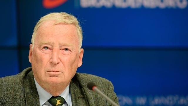 Alexander Gauland, AfD-Ehrenvorsitzender, steht einer Corona-Impfpflicht skeptisch gegenüber.