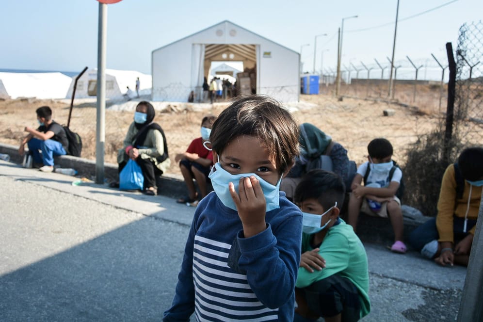 Kinder in dem Übergangslager von Kara Tepe: Die Zustände auf der griechischen Insel sind dramatisch.